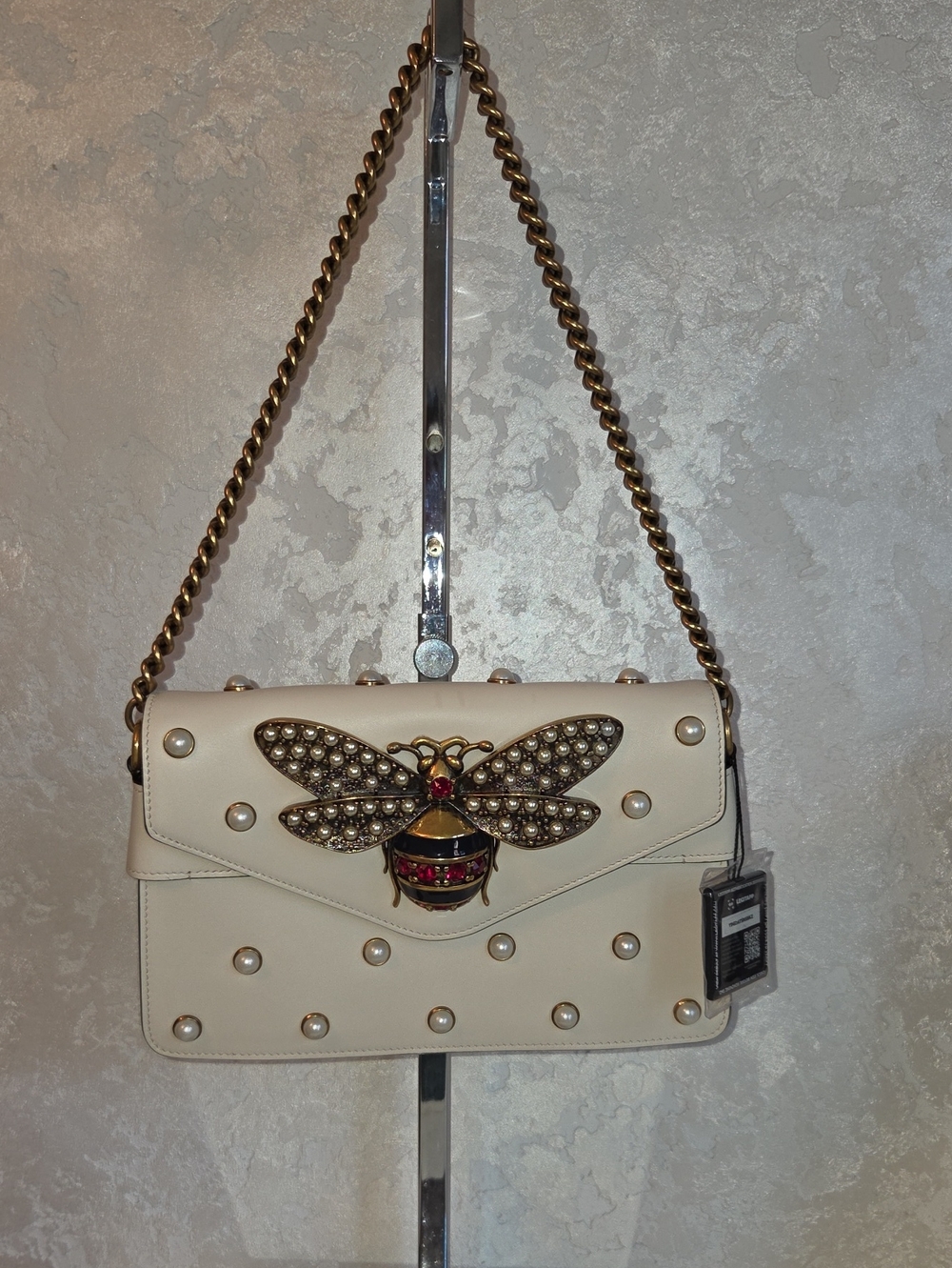 Gucci Cream Pearl-Studded Bee Appliqué Shoulder Bag with Gold Chain With COA